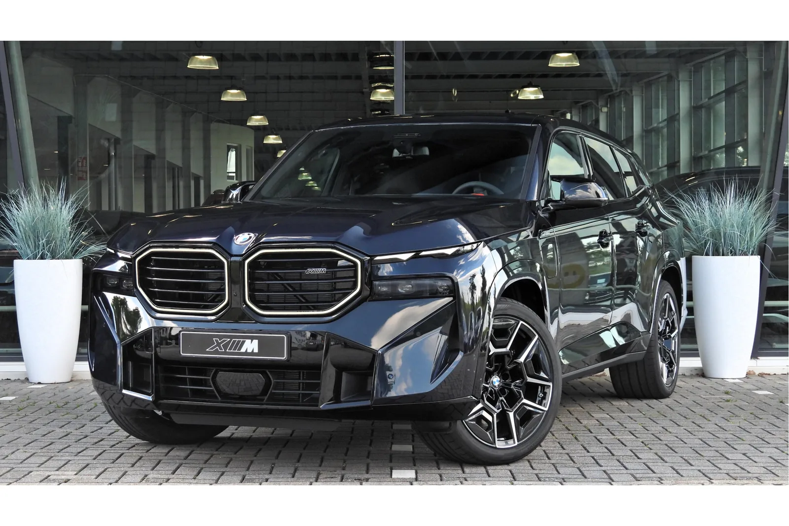 BMW XM (2026) — foto 1