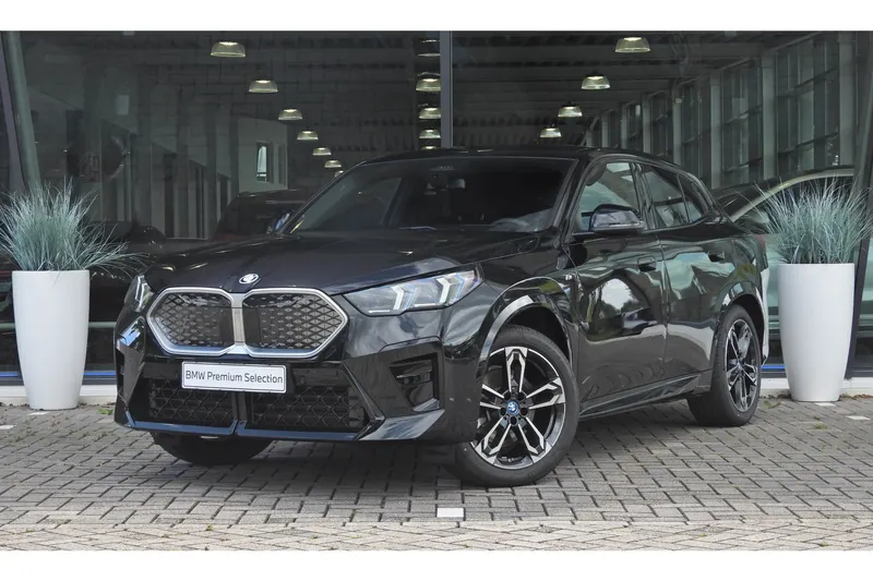 BMW iX2 (2025)