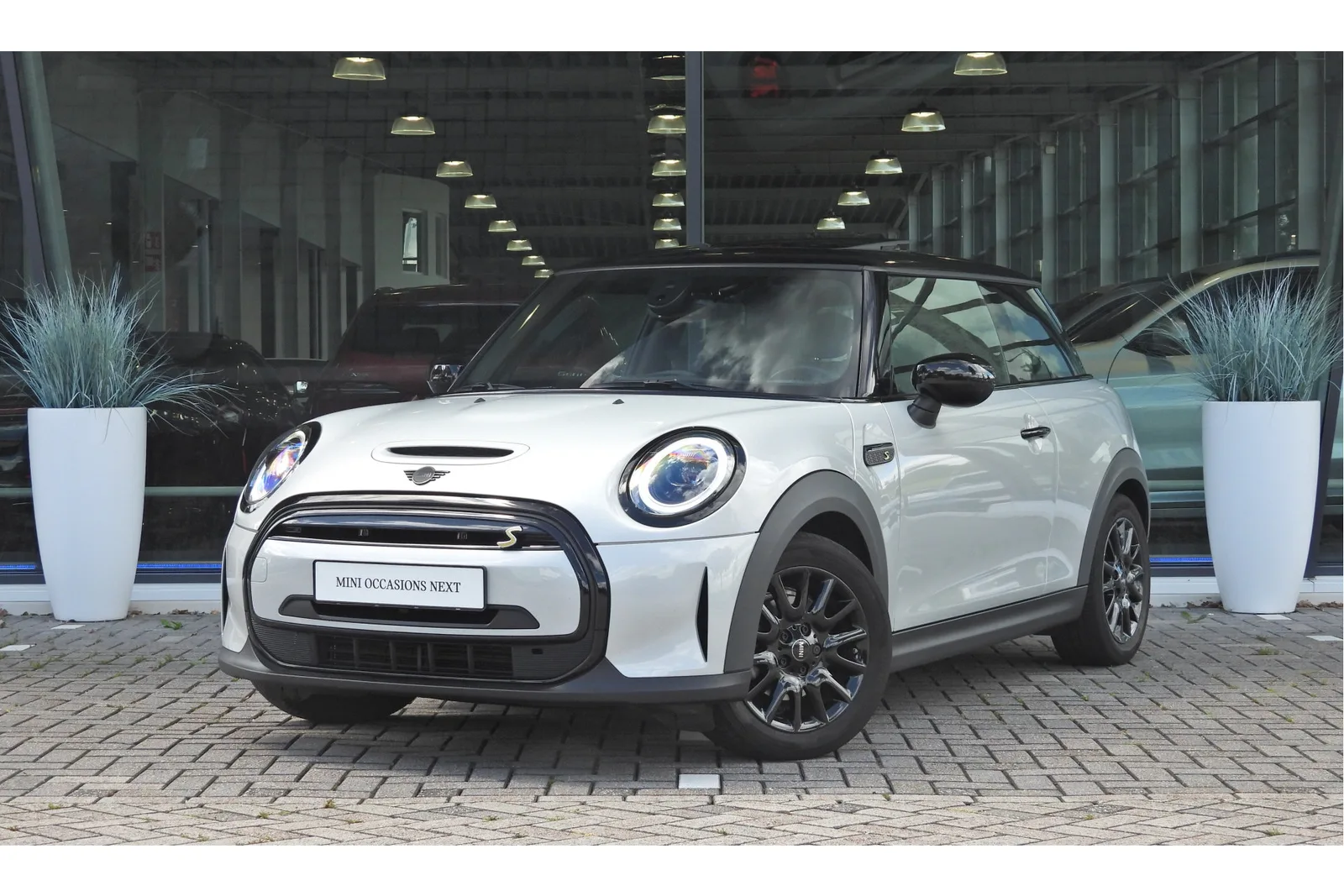 MINI Electric (2022) — foto 1