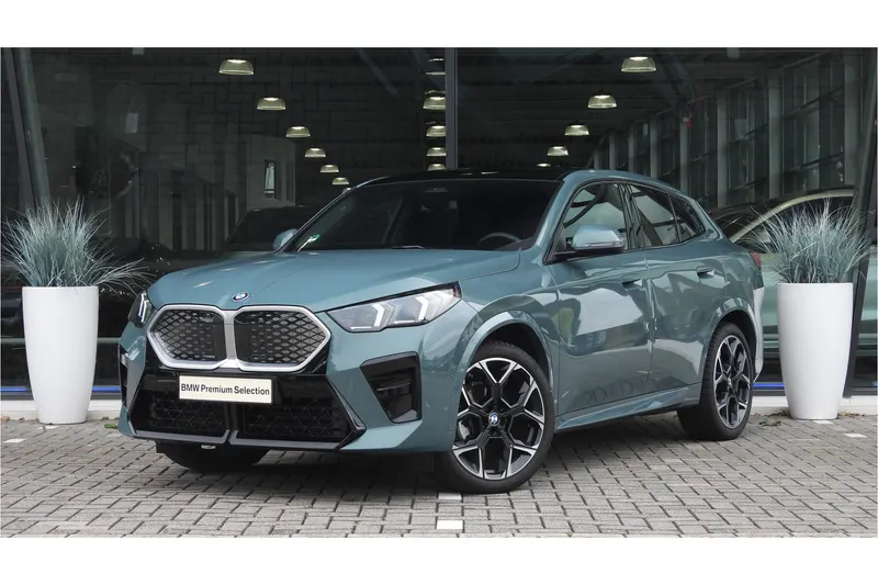 BMW iX2 (2025)