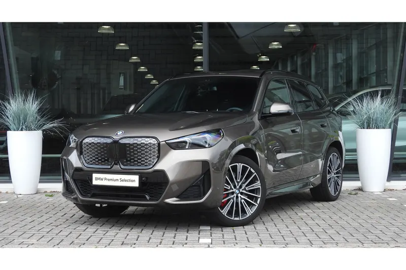 BMW iX1 (2025)