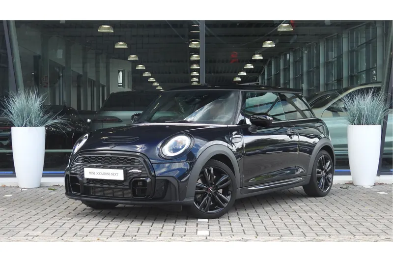 MINI Hatchback (2022)