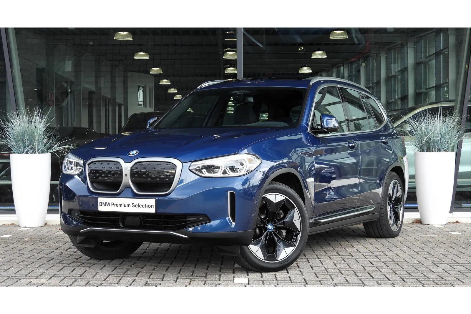 BMW iX3 (2021) — foto 1