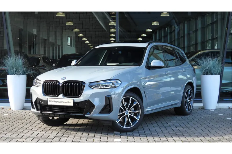 BMW X3 (2023)