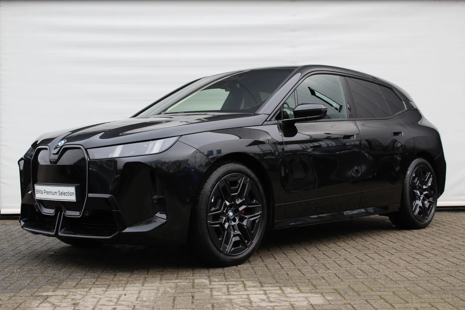BMW iX (2025) — foto 1
