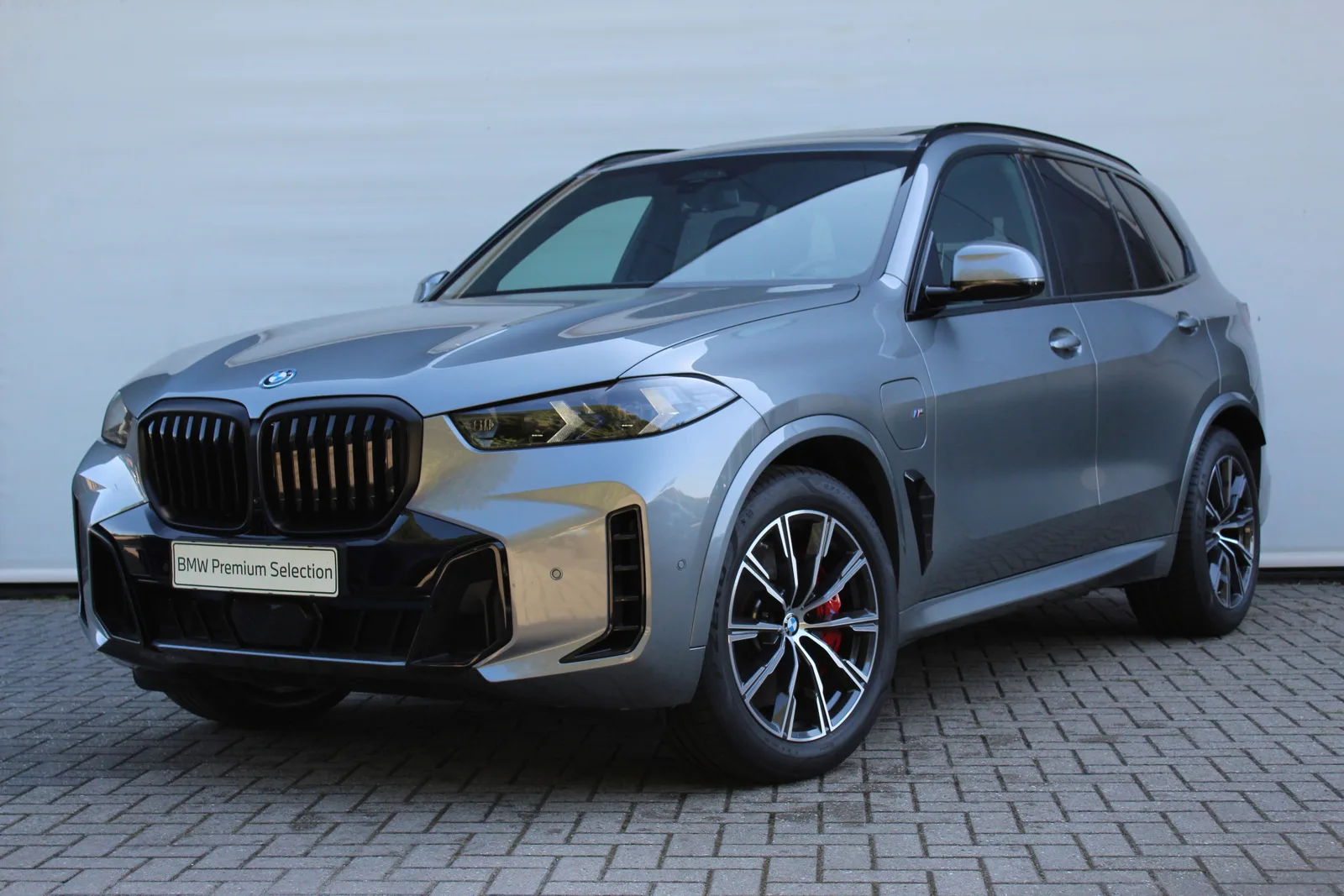 BMW X5 (2025) — foto 1