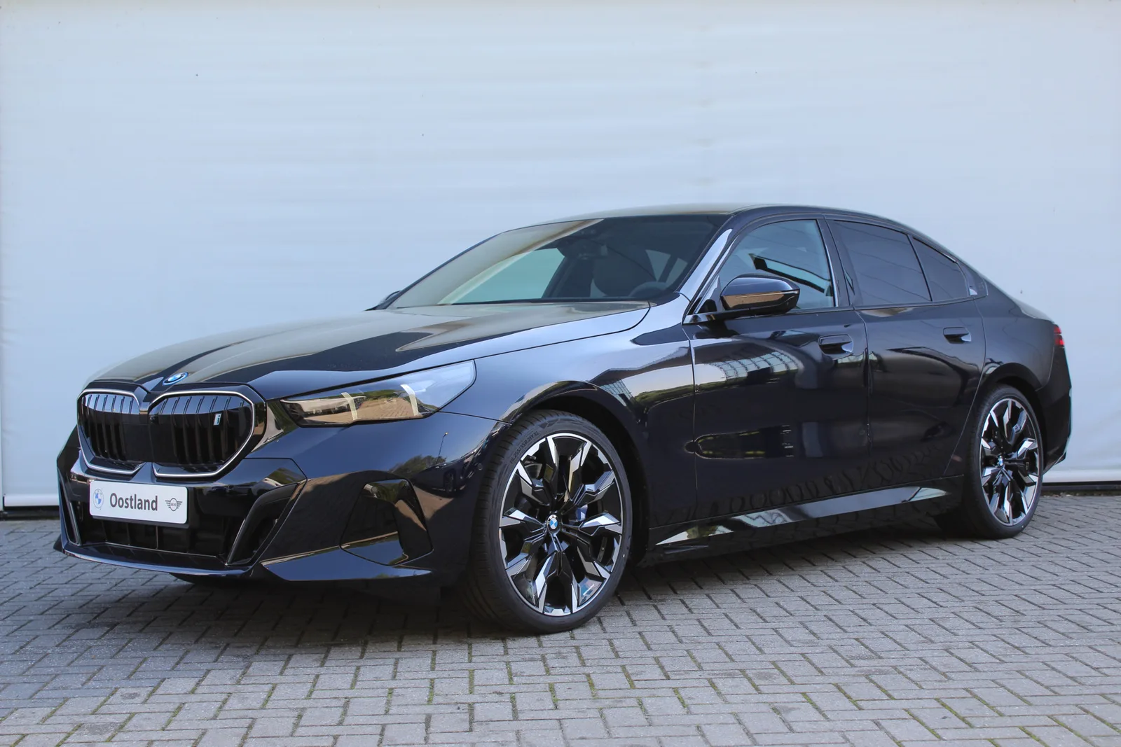 BMW i5 (2026) — foto 1