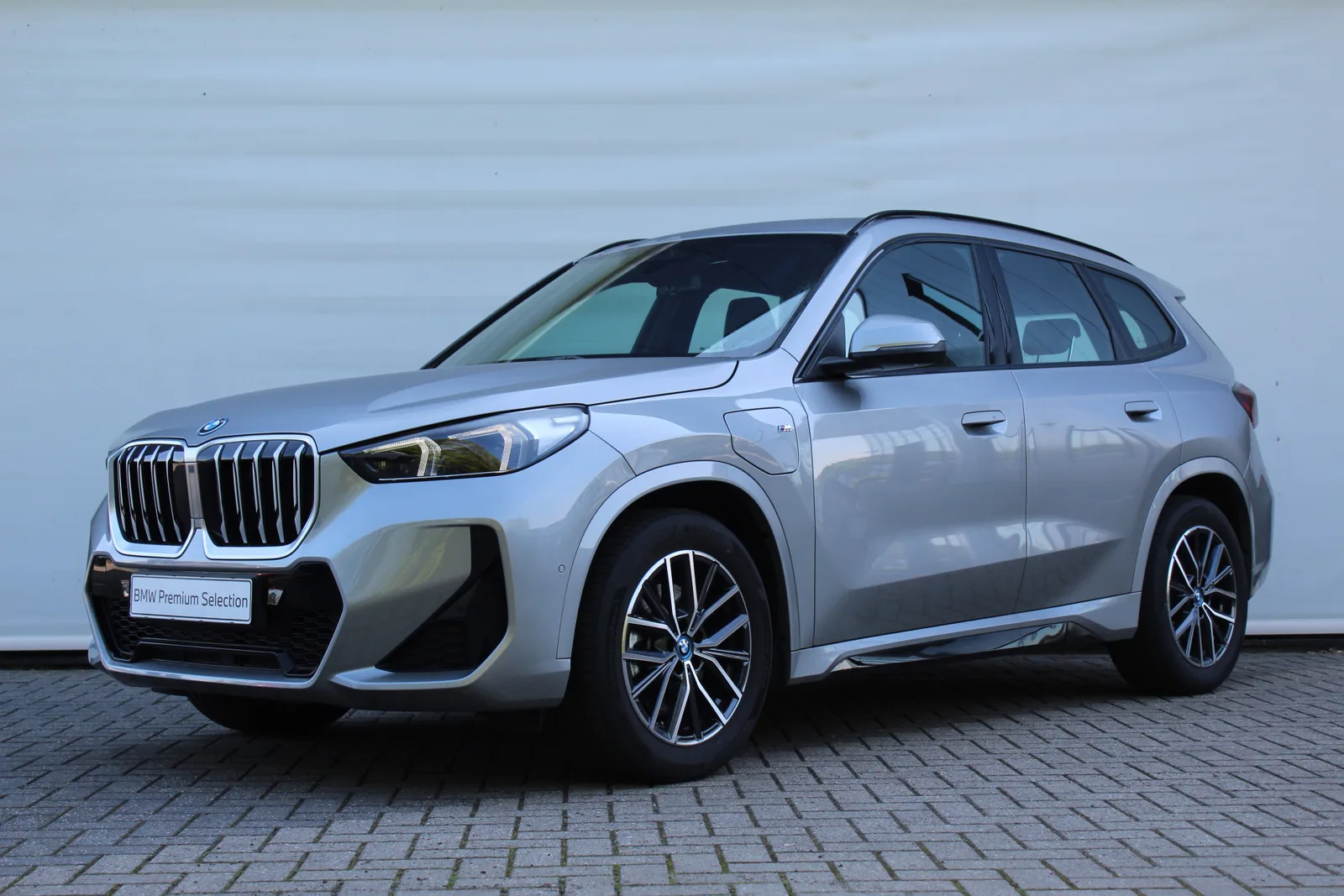 BMW X1 (2024) — foto 1