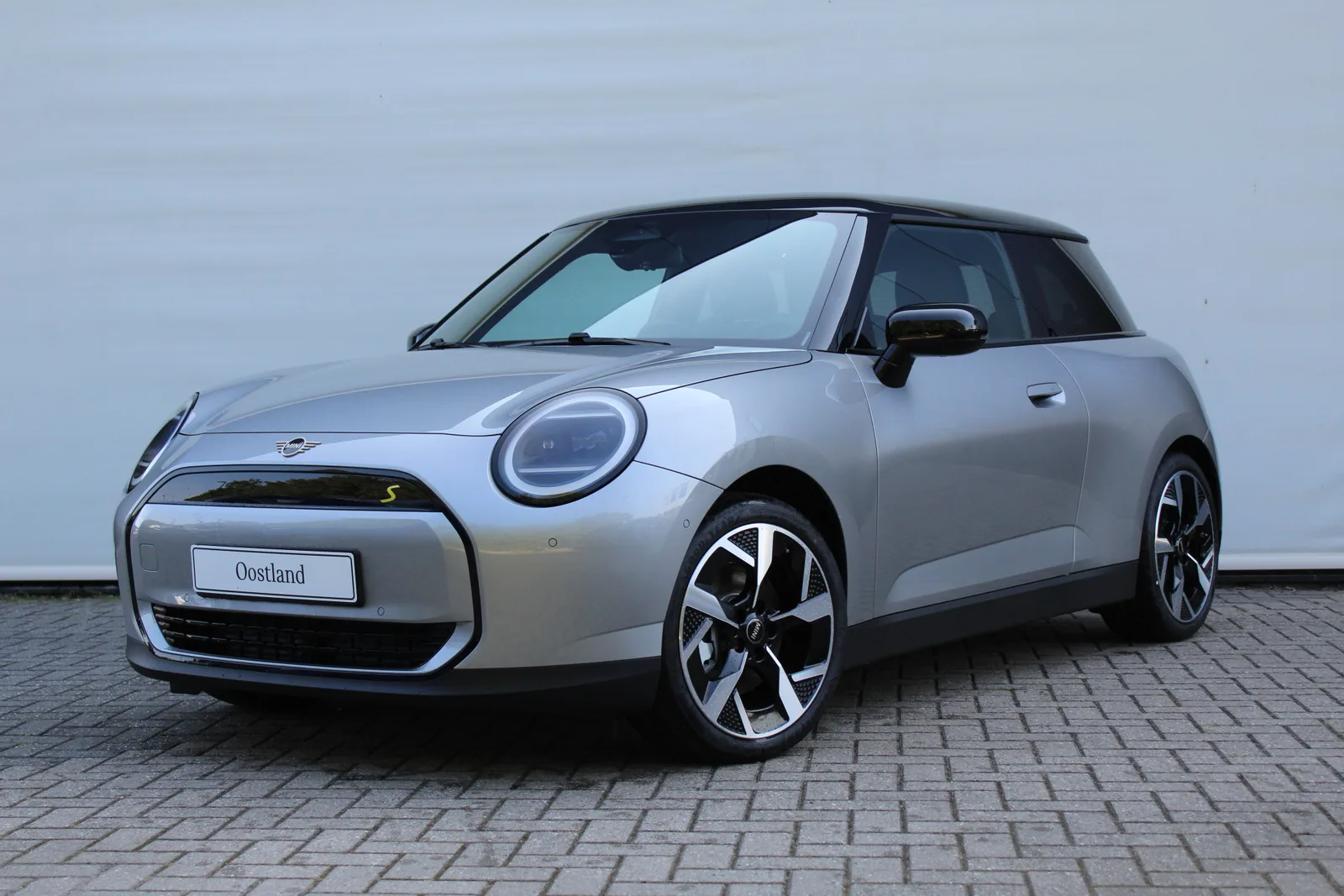 MINI Hatchback (2026) — foto 1