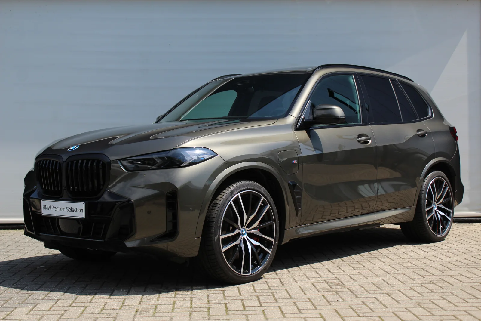 BMW X5 (2026) — foto 1