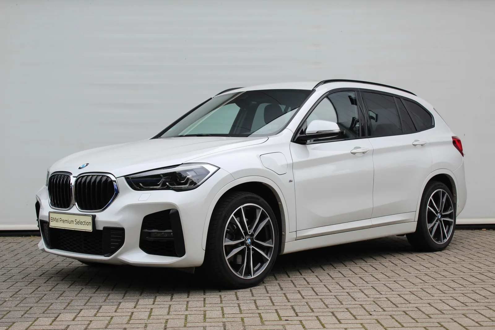 BMW X1 (2021) — foto 1