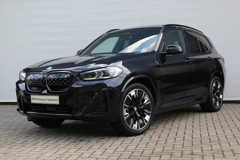 BMW iX3 (2022)