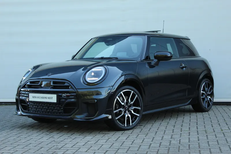 MINI Hatchback (2024)