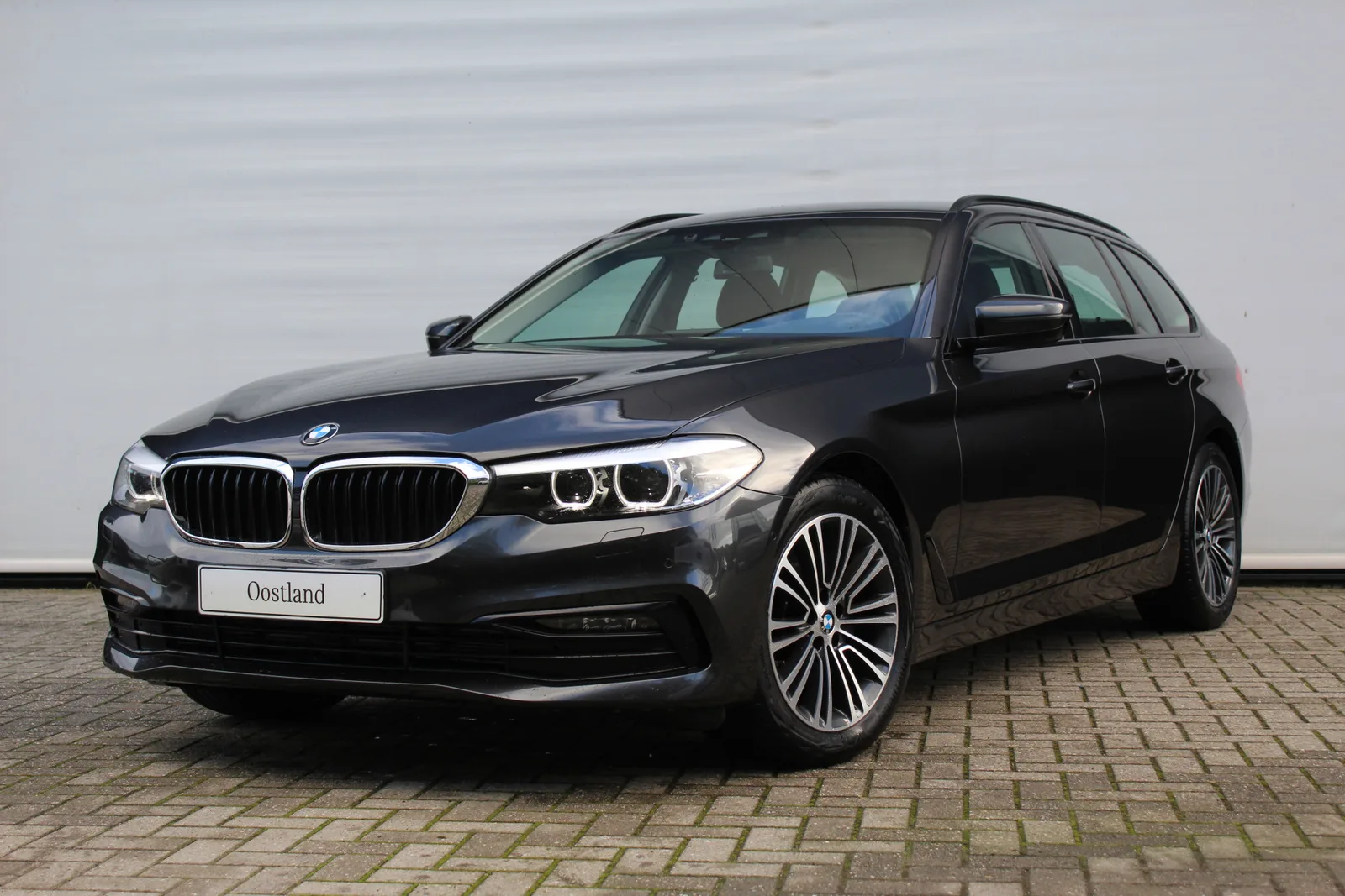 BMW 5-Serie (2019) — foto 1