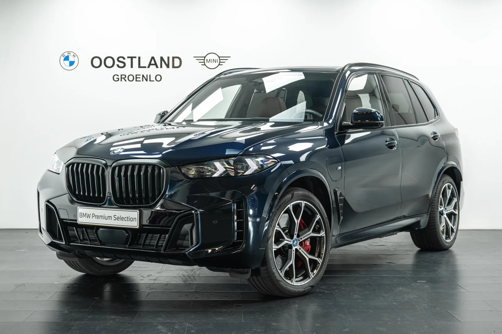 BMW X5 (2024) — foto 1