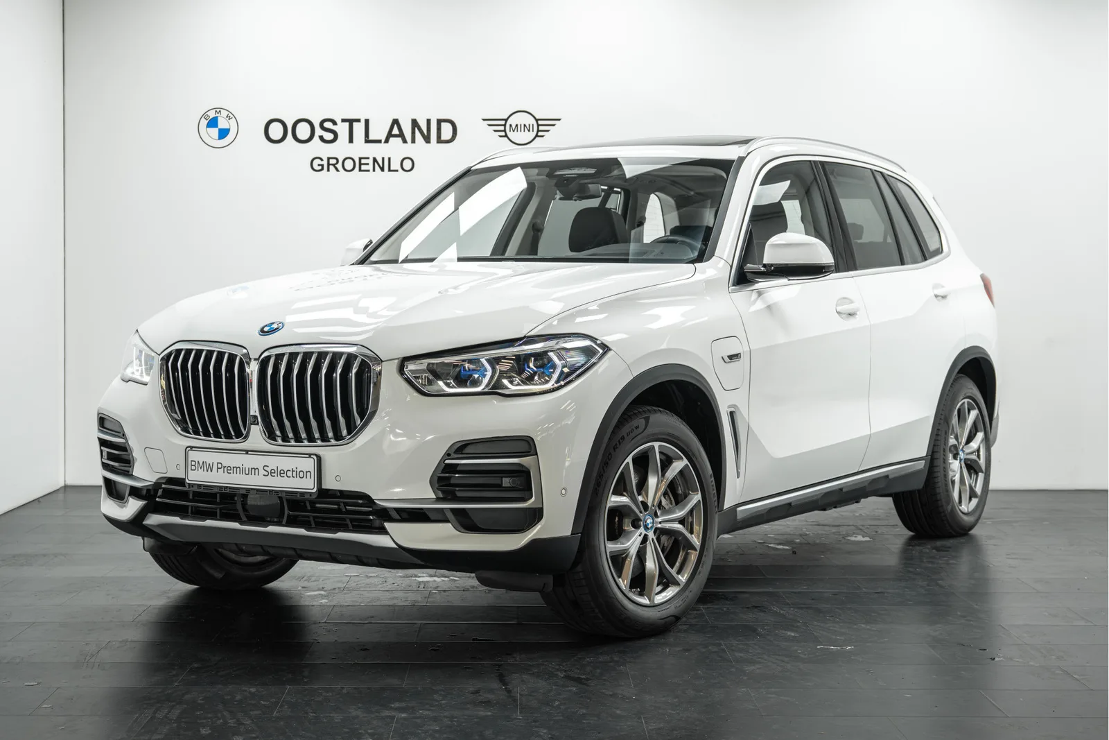 BMW X5 (2023) — foto 1