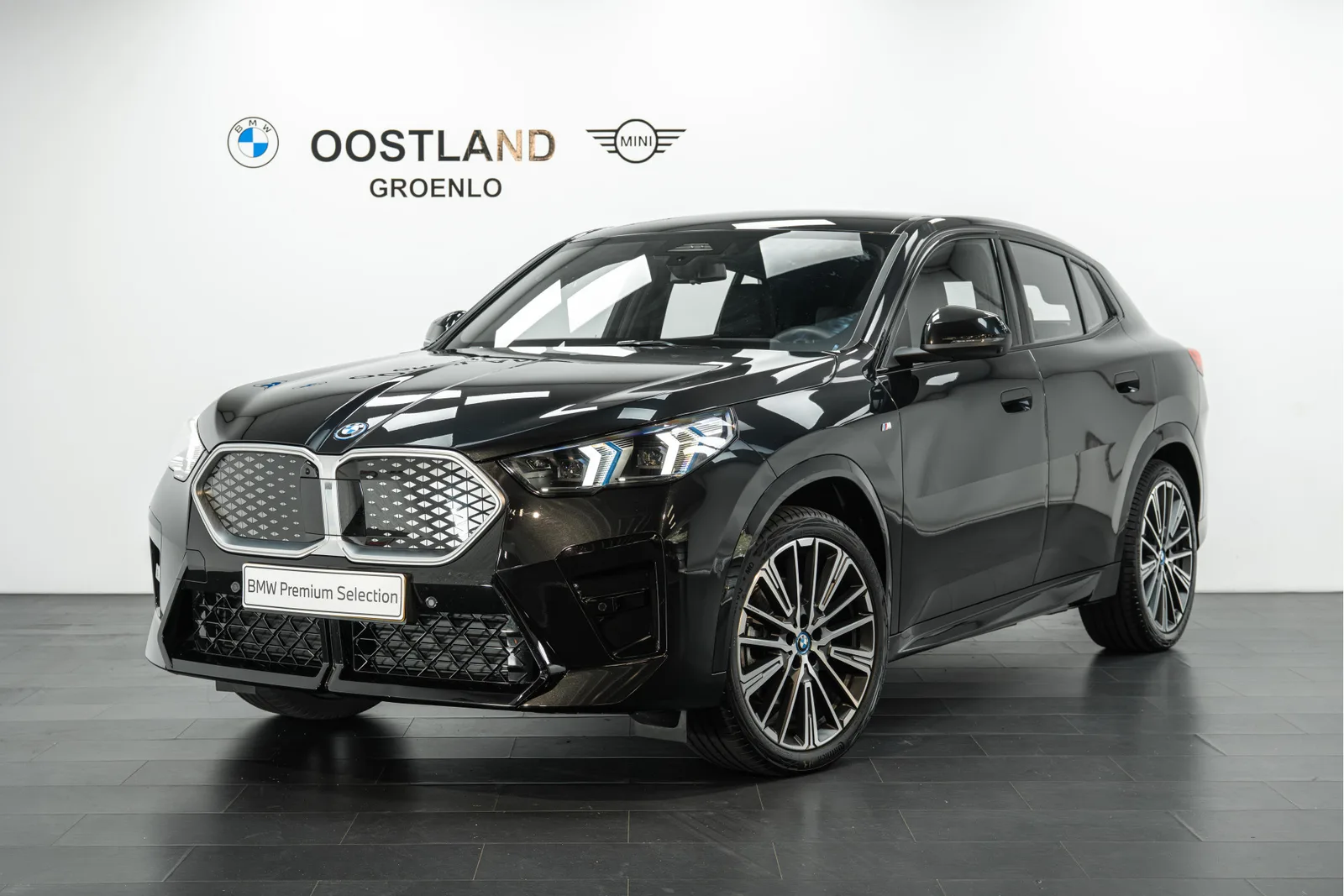 BMW iX2 (2025) — foto 1