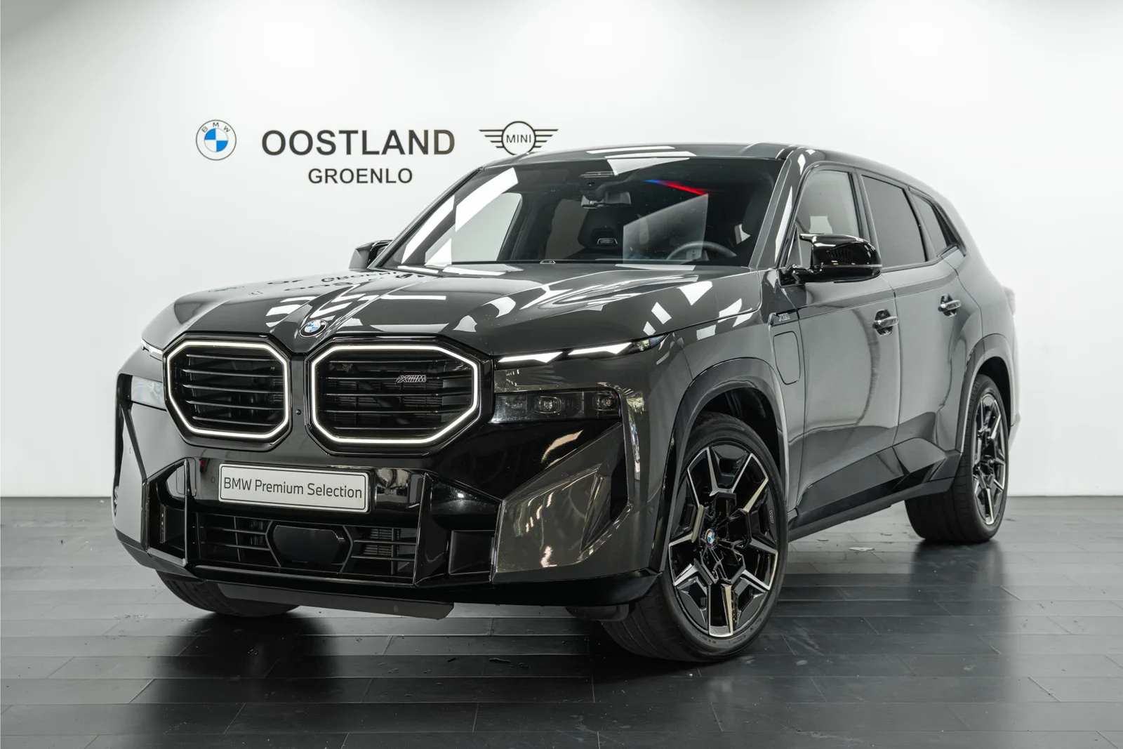 BMW XM (2025) — foto 1