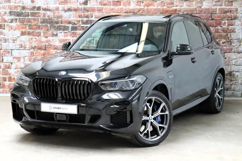 BMW X5 (2021)