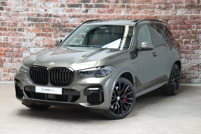 BMW X5 (2022)