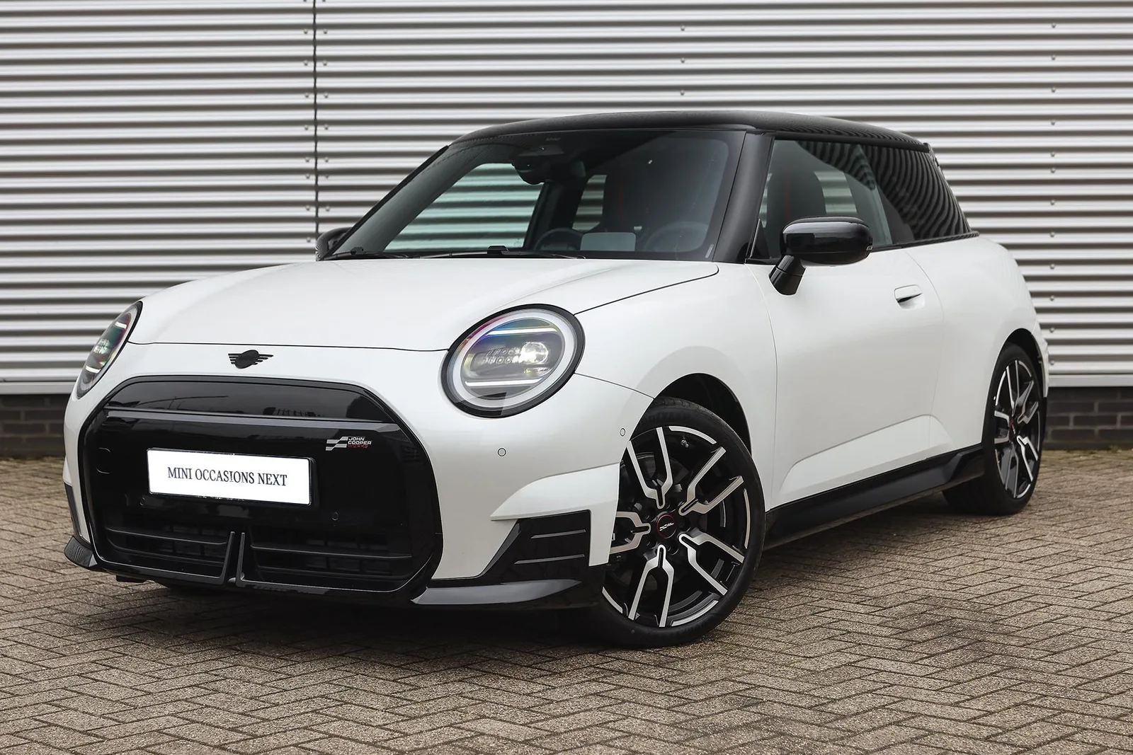 MINI Hatchback (2025) — foto 1