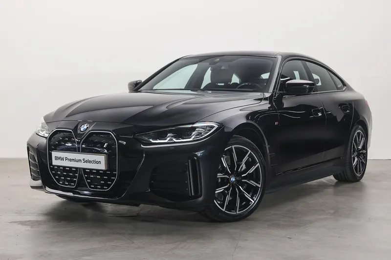 BMW i4 (2023)