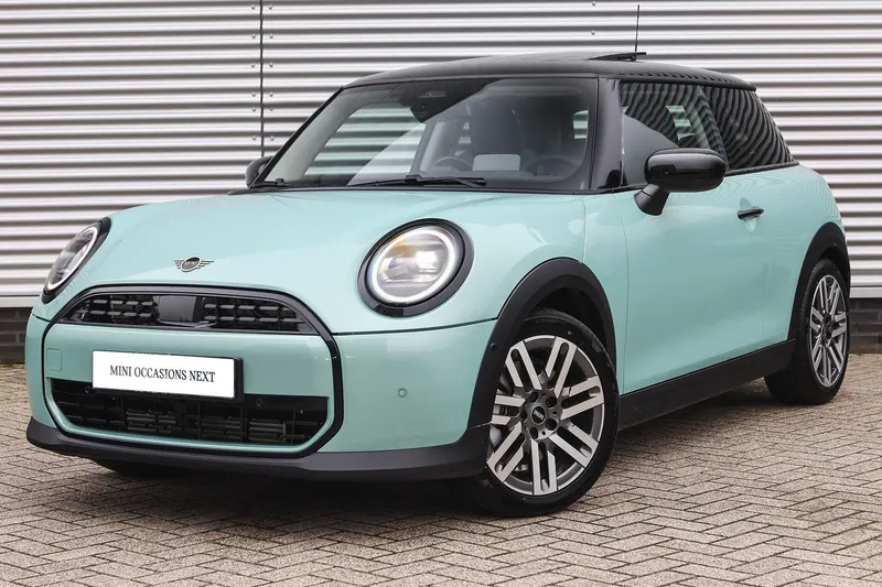 MINI Hatchback (2025)
