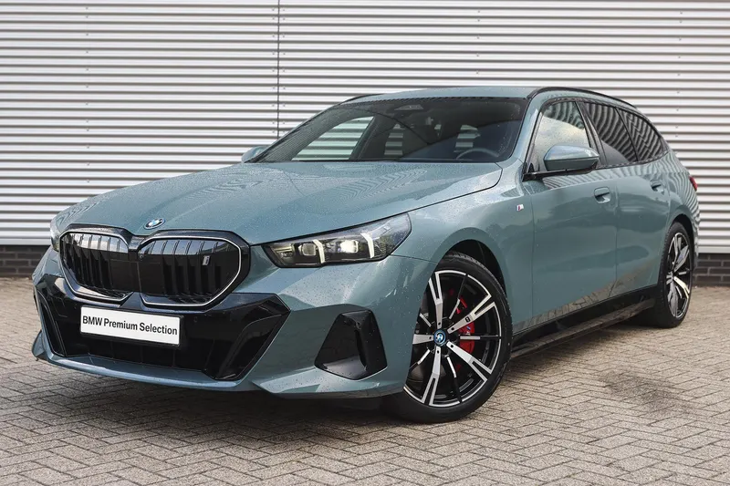 BMW i5 (2025)