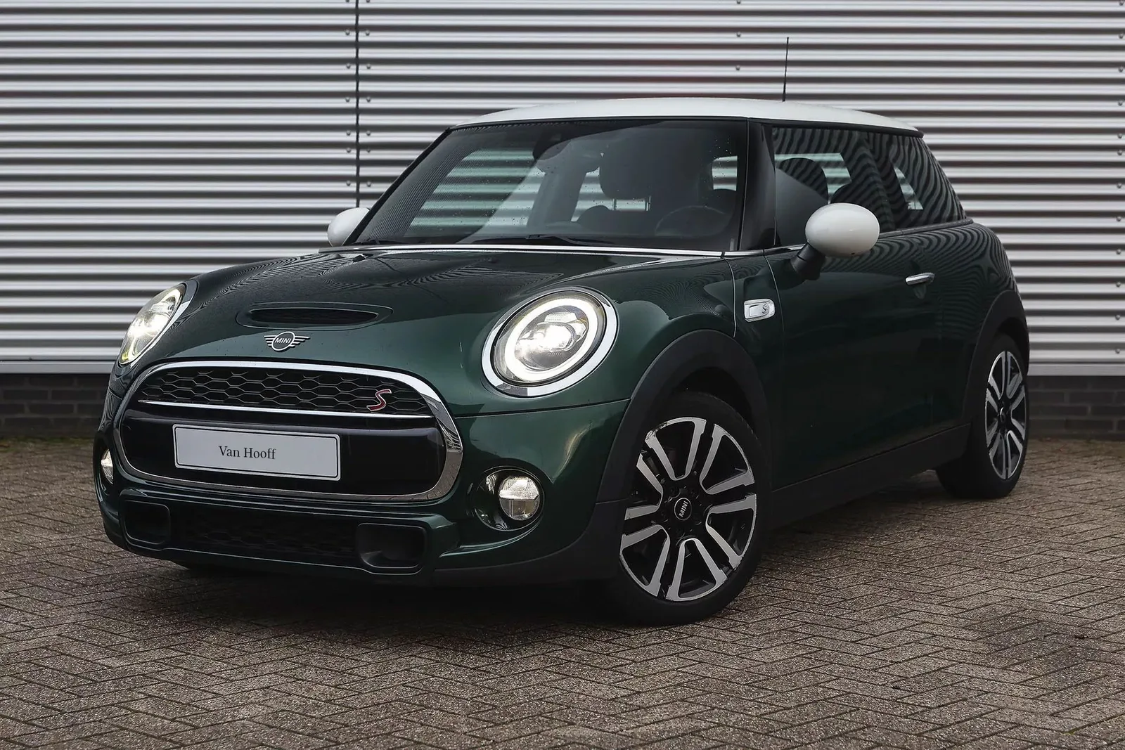 MINI Cooper (2018) — foto 1