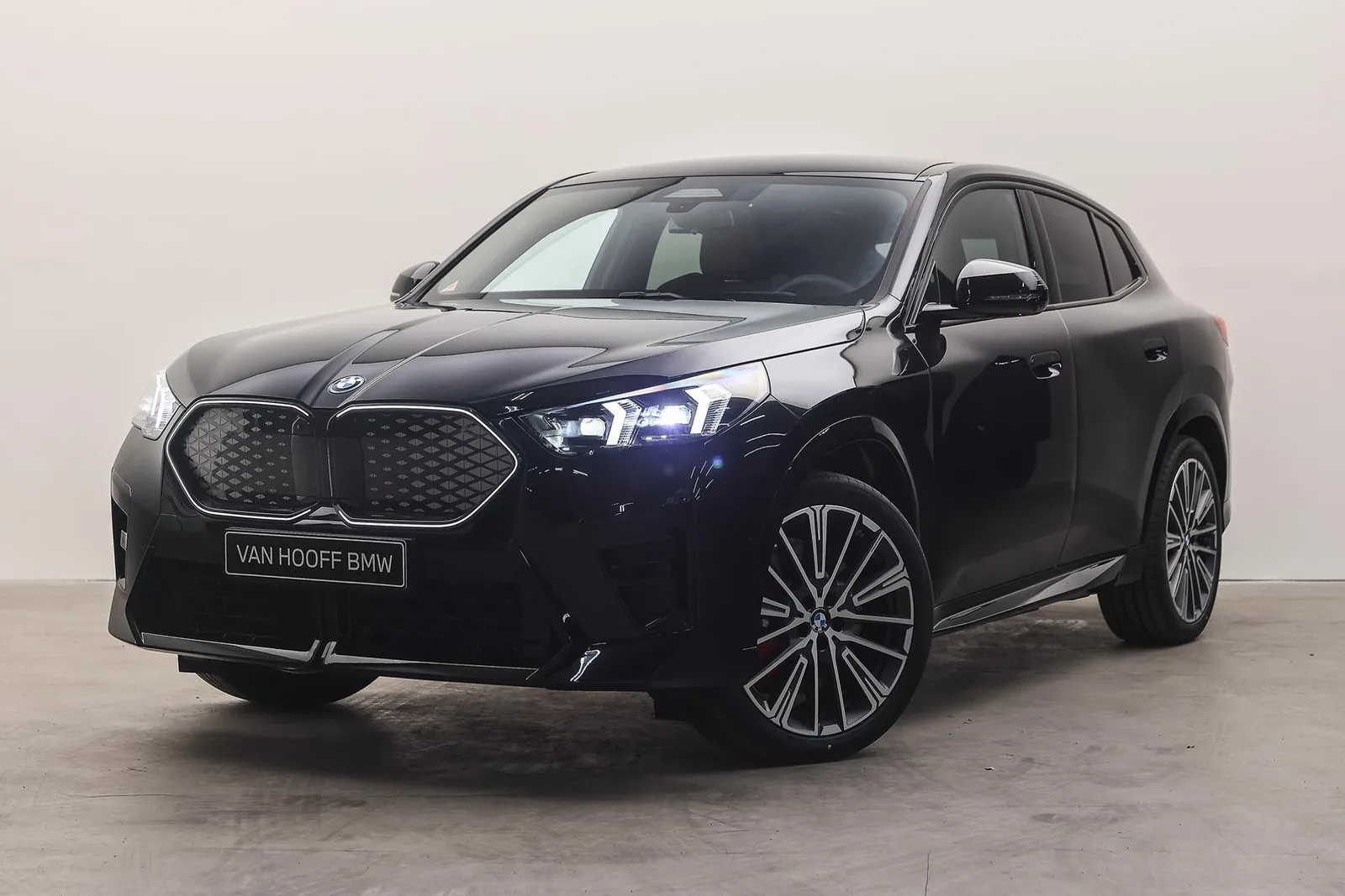 BMW iX2 (2026) — foto 1