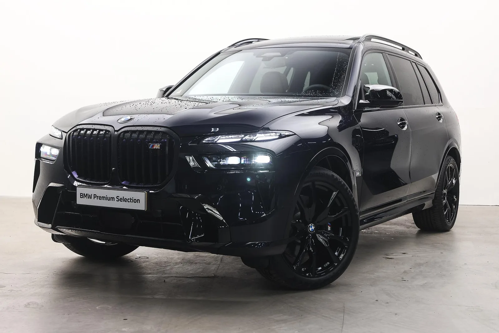 BMW X7 (2026) — foto 1