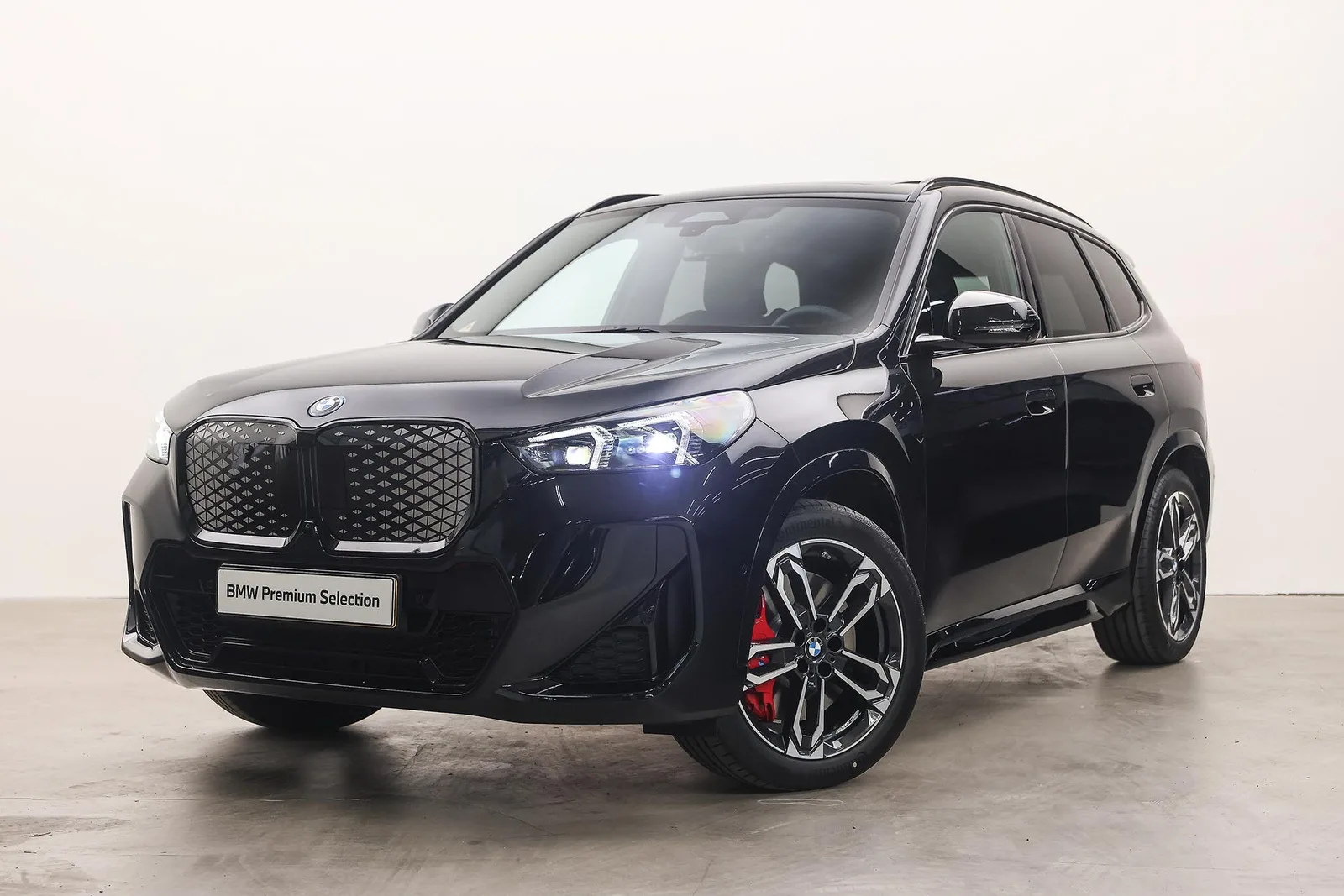BMW iX1 (2026) — foto 1