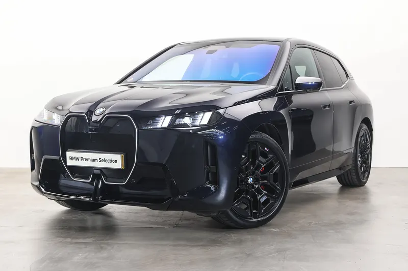 BMW iX (2025)