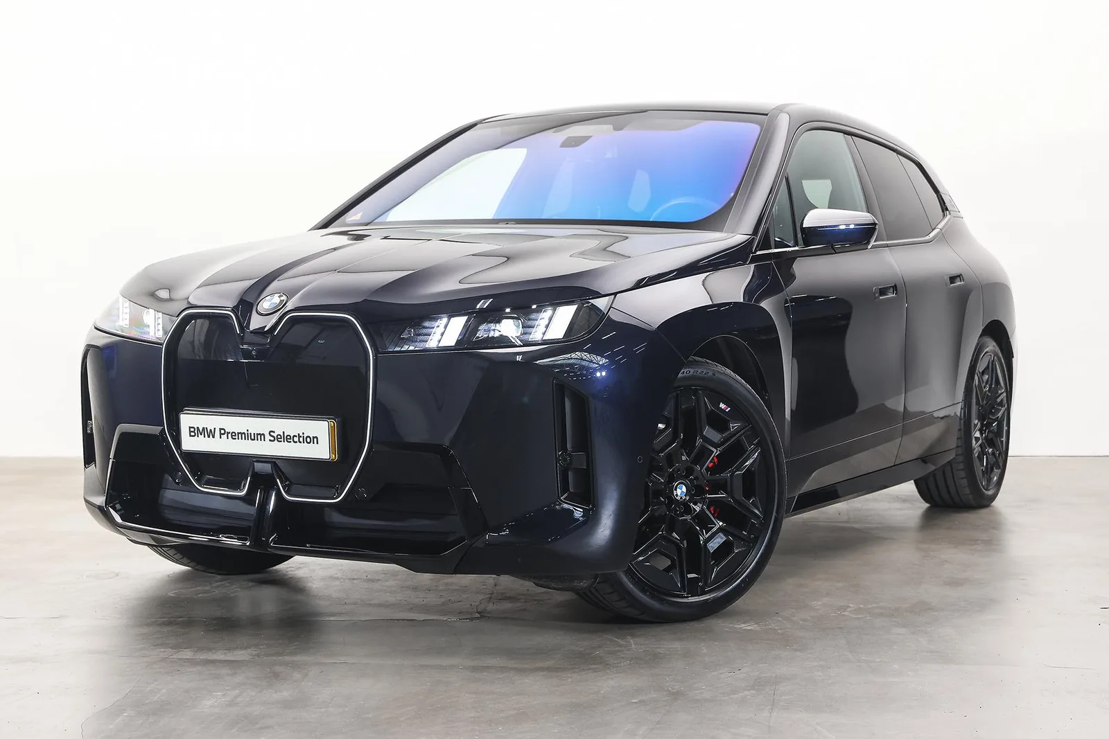 BMW iX (2025) — foto 1