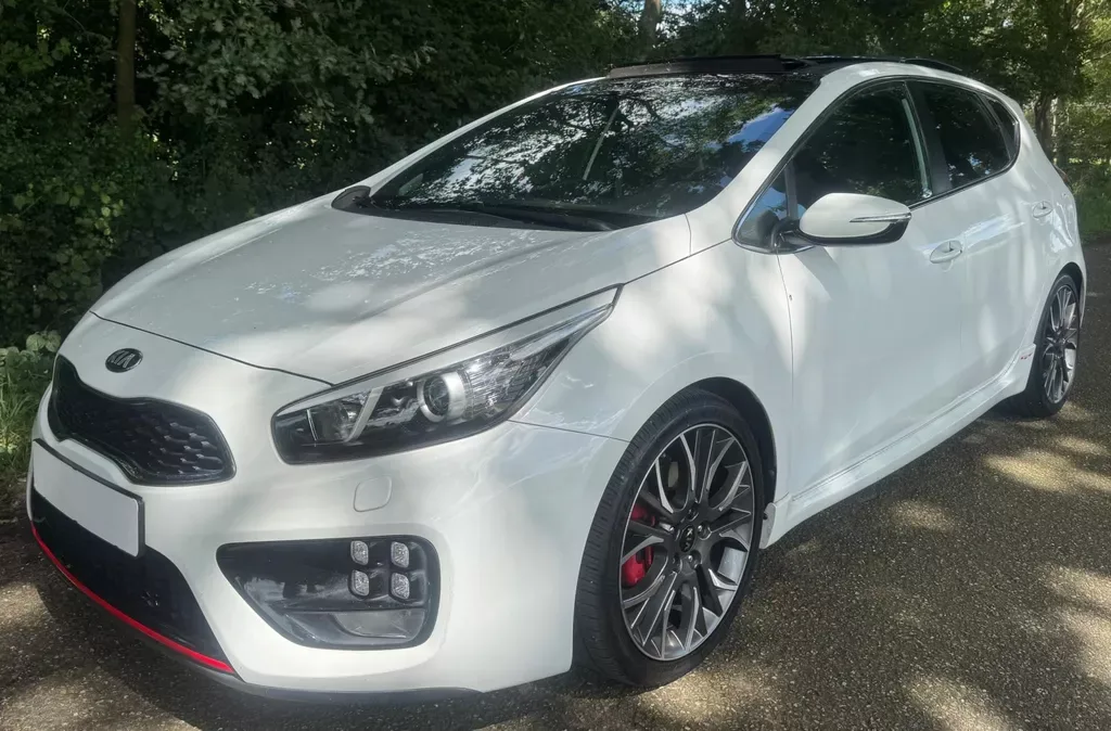 Kia Ceed (2015) — foto 1