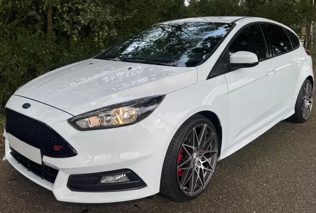Ford Focus (2017) — foto 1