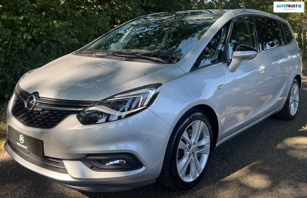 Opel Zafira (2019) — foto 1