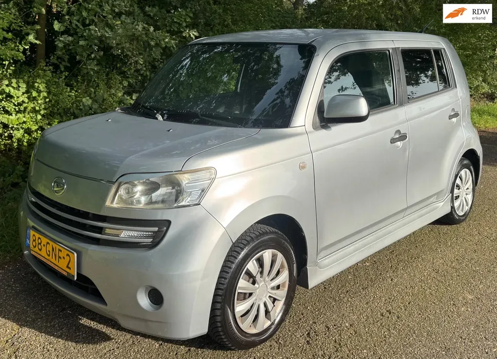 Daihatsu Materia (2008) — foto 1