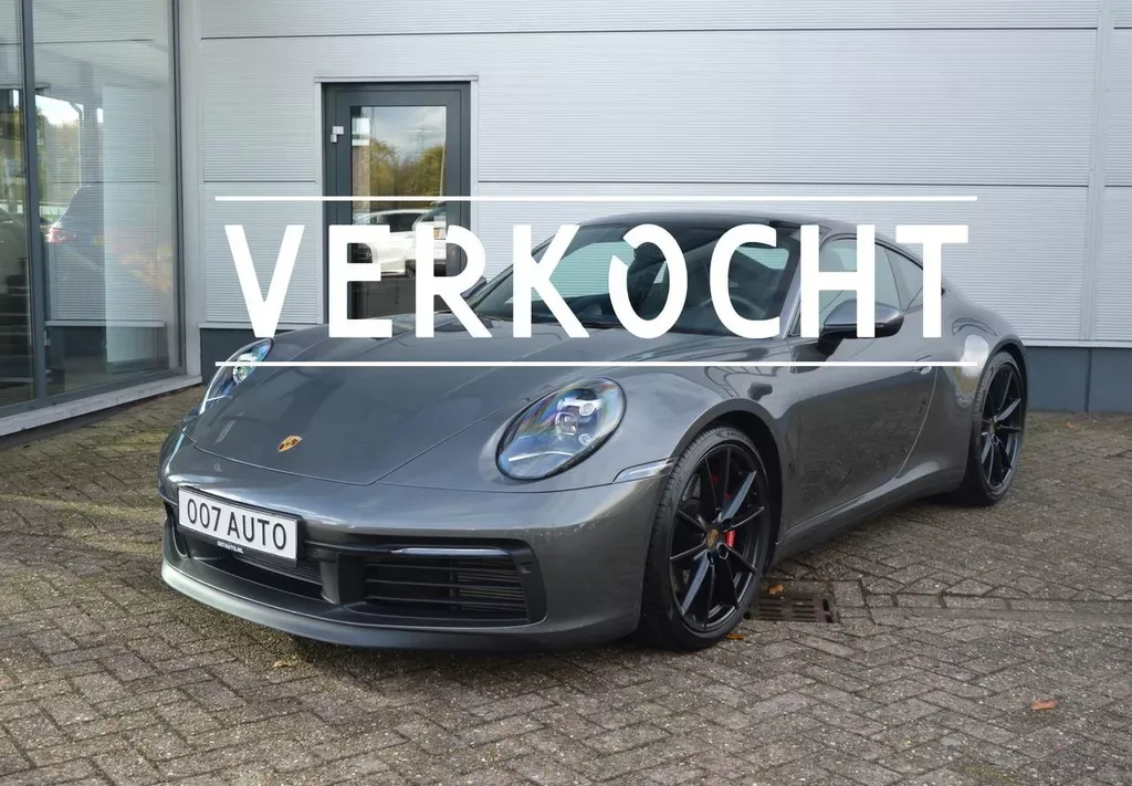 Porsche 911 (2020) — foto 1