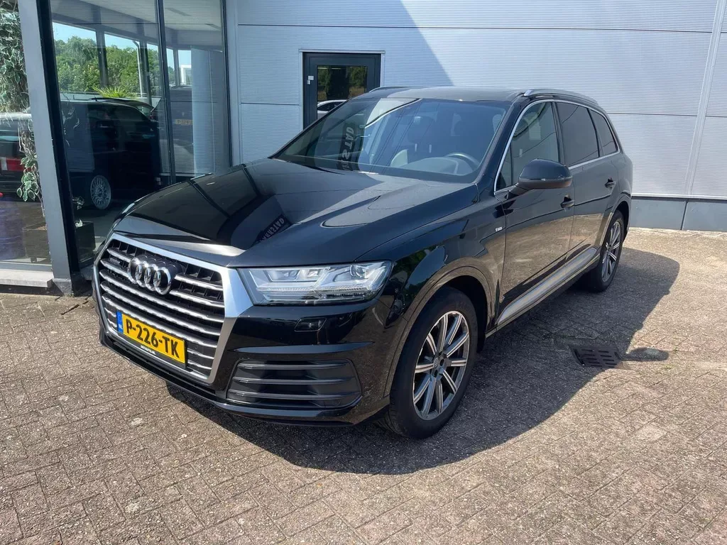 Audi Q7 (2018) — foto 1