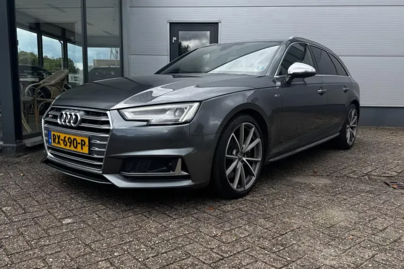 Audi S4 (2018)