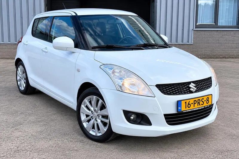 Suzuki Swift (2011)