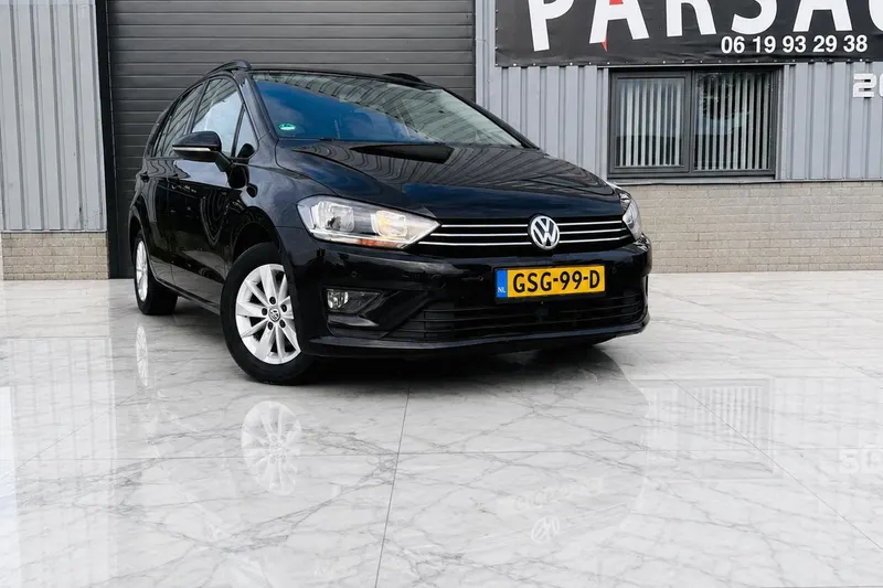 Volkswagen Golf Sportsvan (2015)