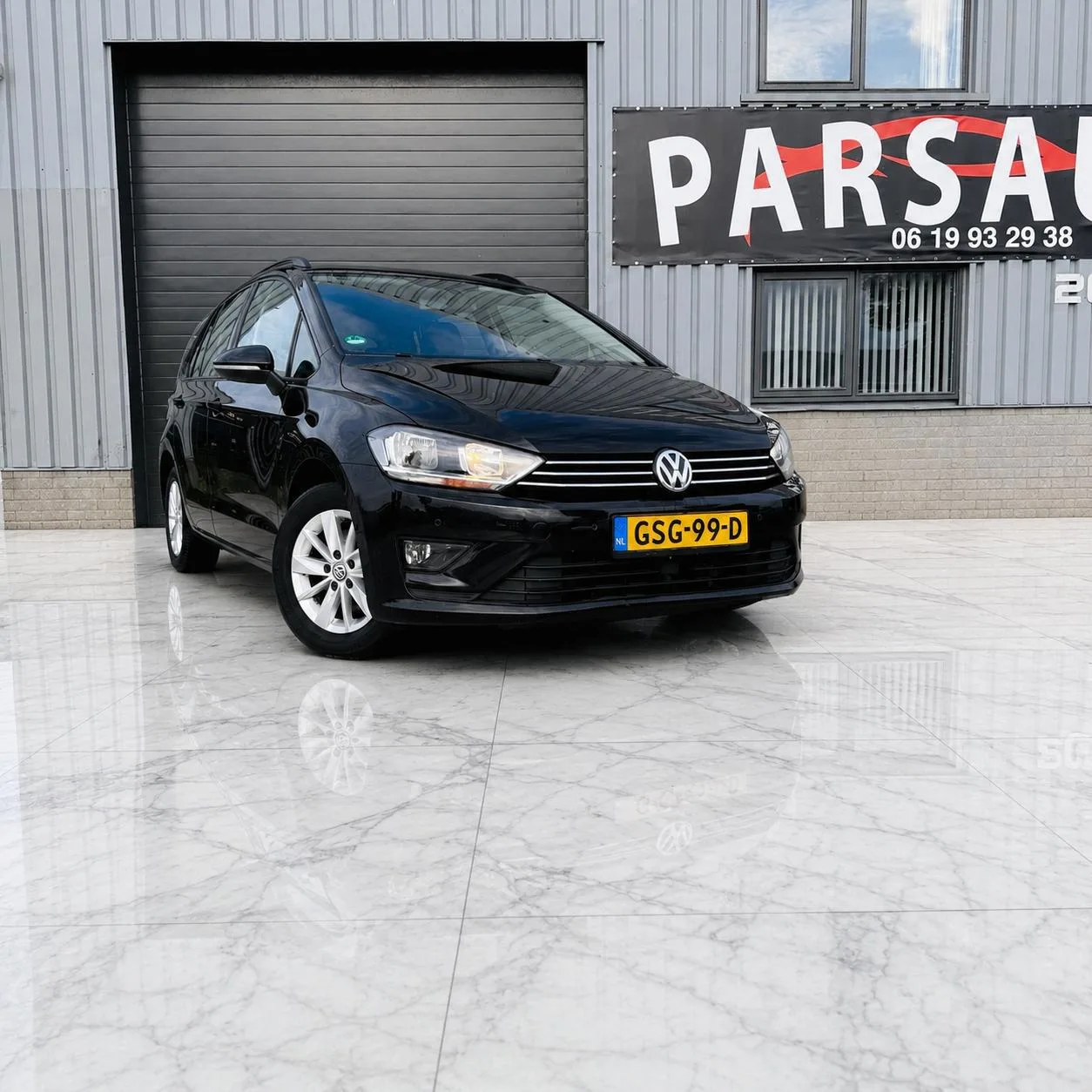 Volkswagen Golf Sportsvan (2015) — foto 1