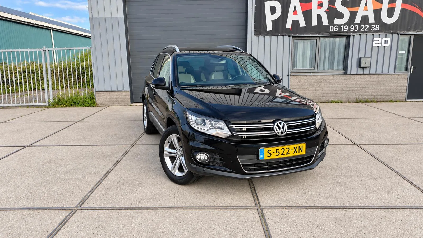 Volkswagen Tiguan (2013) — foto 1