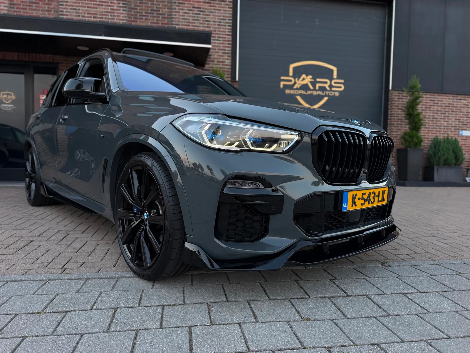 BMW X5 (2021) — foto 1