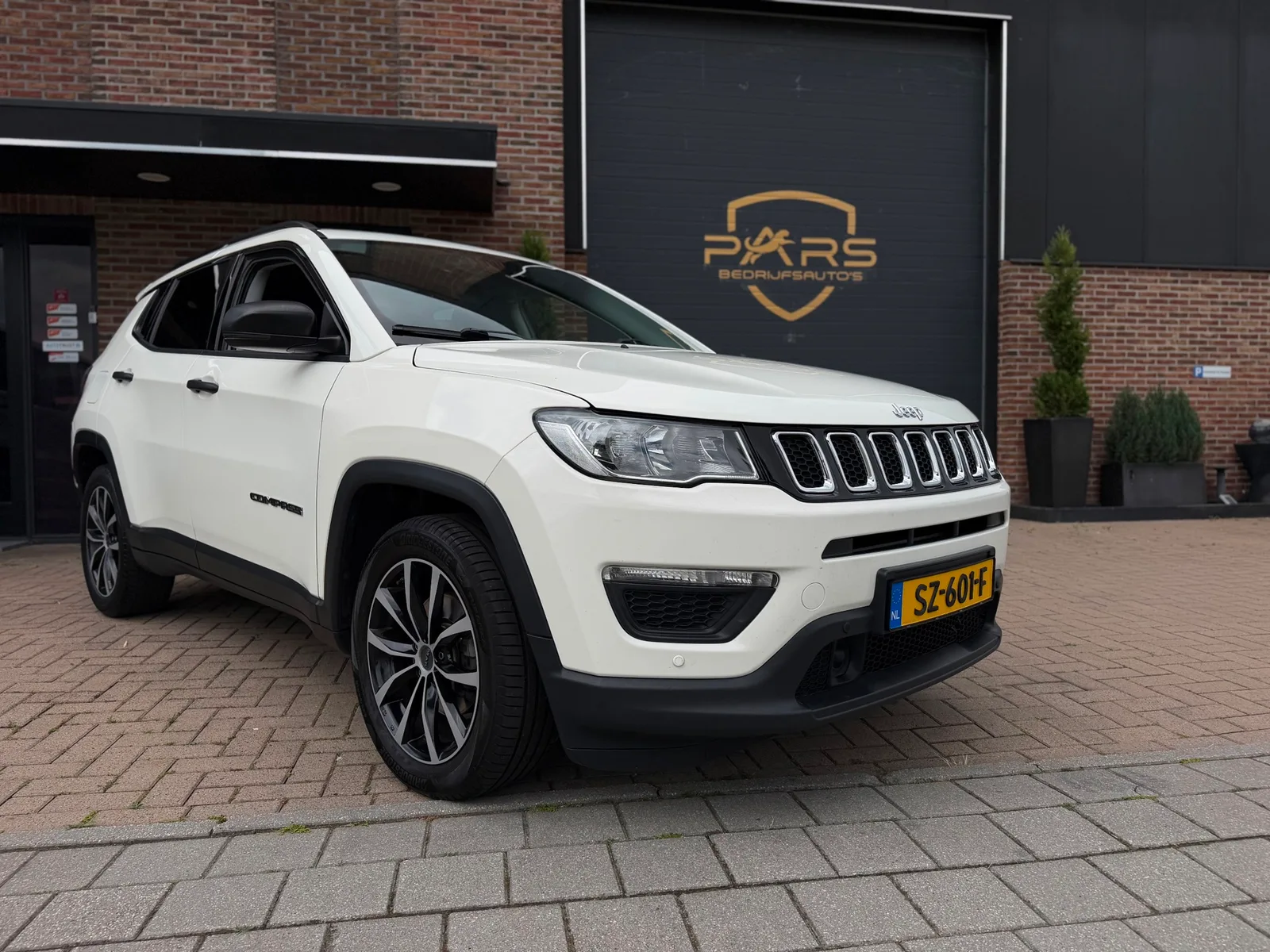 Jeep Compass (2018) — foto 1