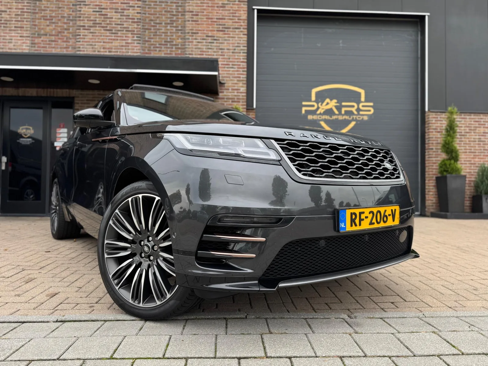Land Rover Range Rover Velar (2017) — foto 1