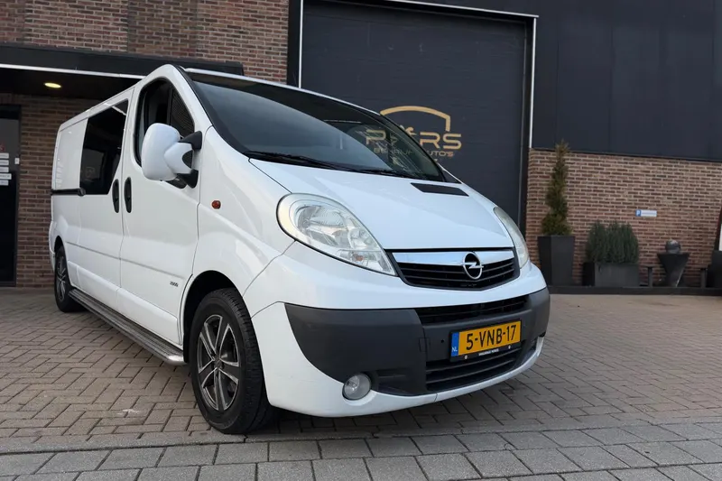 Opel Vivaro (2011)