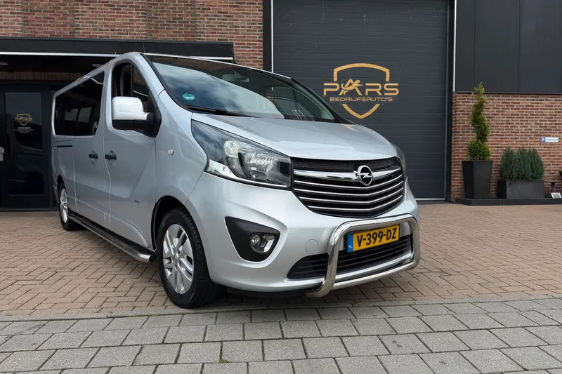 Opel Vivaro (2017)